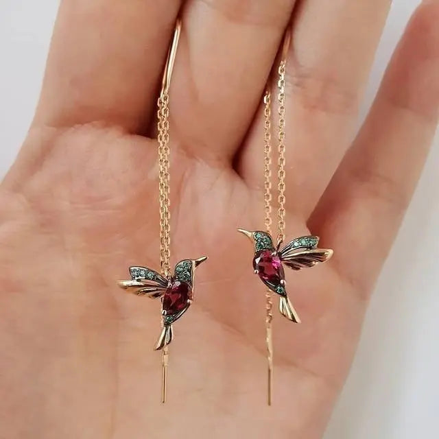 Pendientes con colibrí esmaltado y circonitas